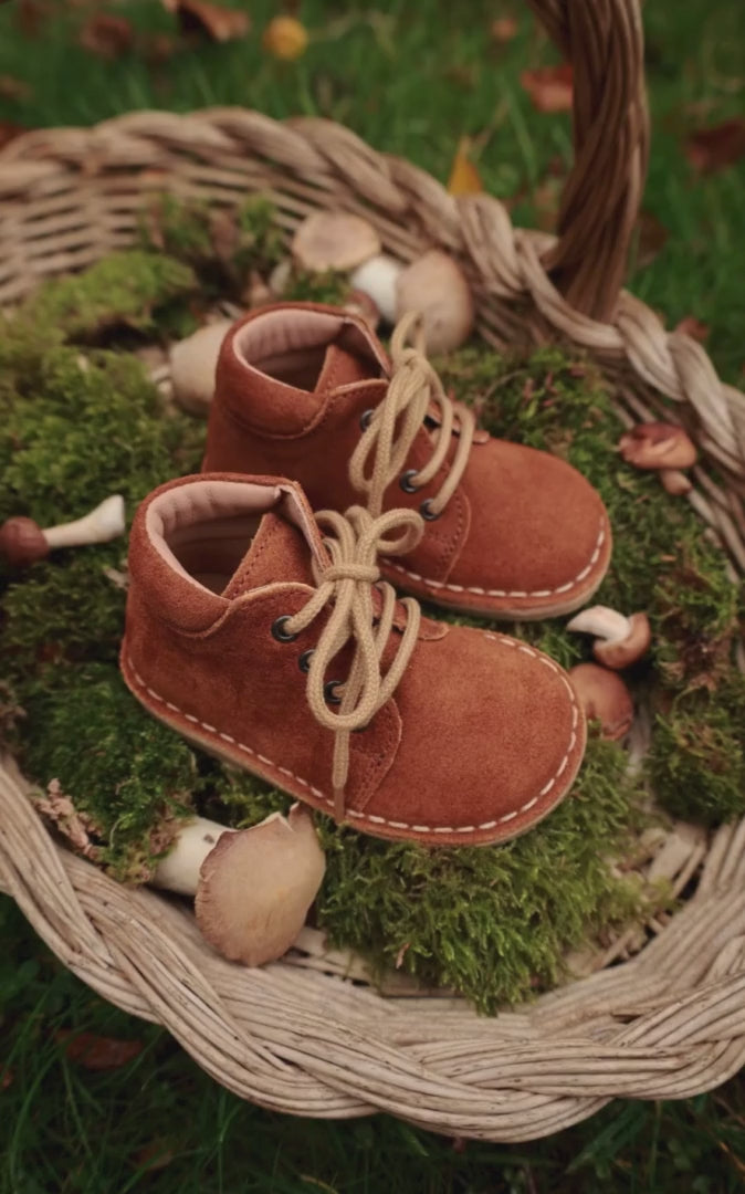 Petit Nord Classic Boot Low Boot Shoes Chestnut Suede 155